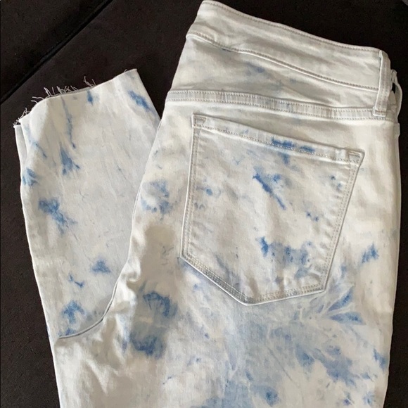 Blue and white tie dye jeans - Picture 2 of 3